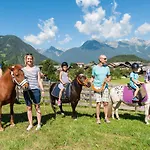 Pitzis - Family Only Hotel Arzl im Pitztal