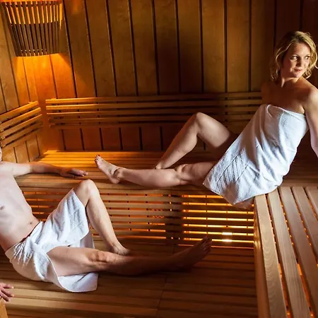 Hotell Pitzis - Family Only Arzl im Pitztal
