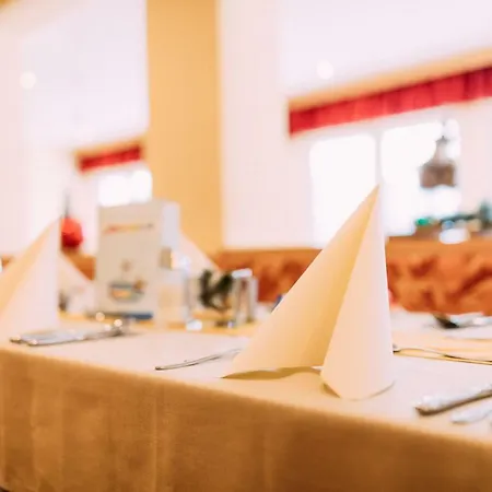 Pitzis - Family Only Hotell 4*