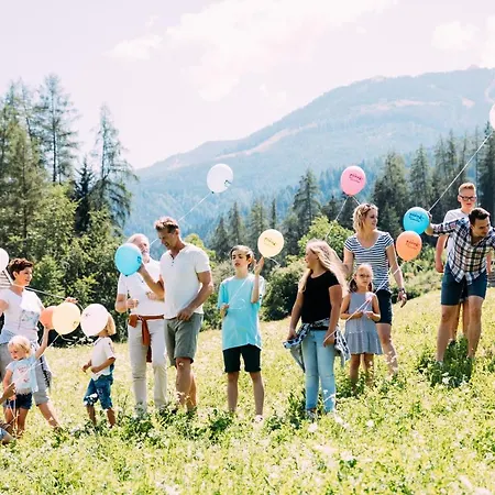 Pitzis - Family Only