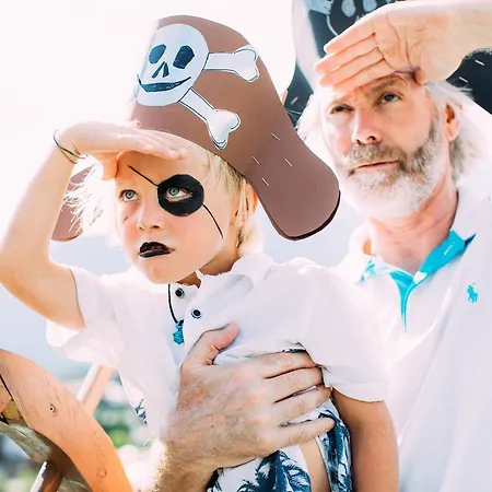 Pitzis - Family Only