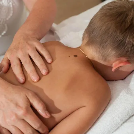 Pitzis - Family Only Hotell Arzl im Pitztal