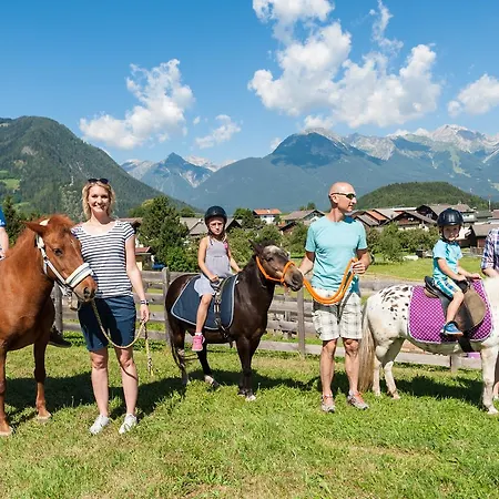 Pitzis - Family Only Hotell Arzl im Pitztal