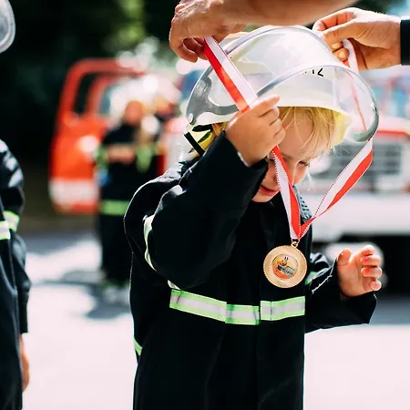 Pitzis - Family Only 4*