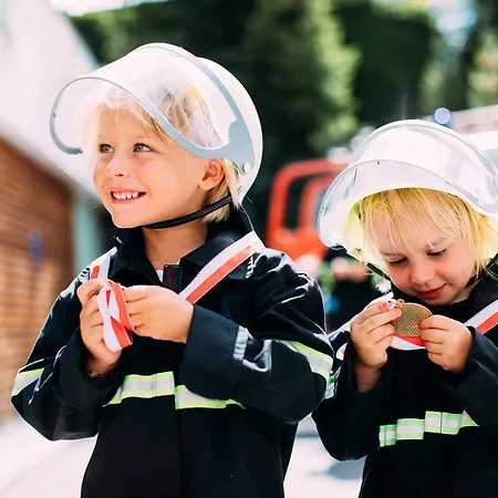 Pitzis - Family Only