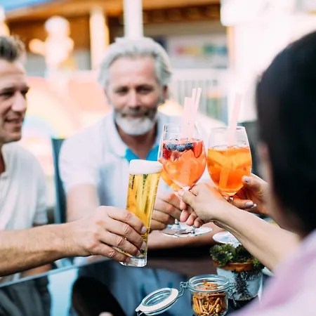 Pitzis - Family Only 호텔 4*