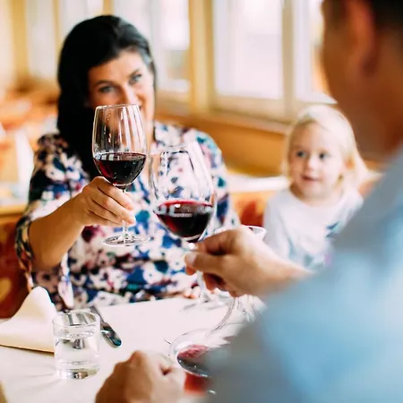 Pitzis - Family Only